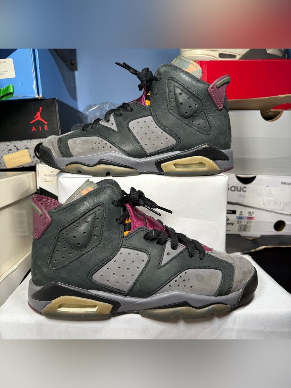 Size 5Y-Nike Air Jordan 6 Retro GS Bordeaux 384665-063